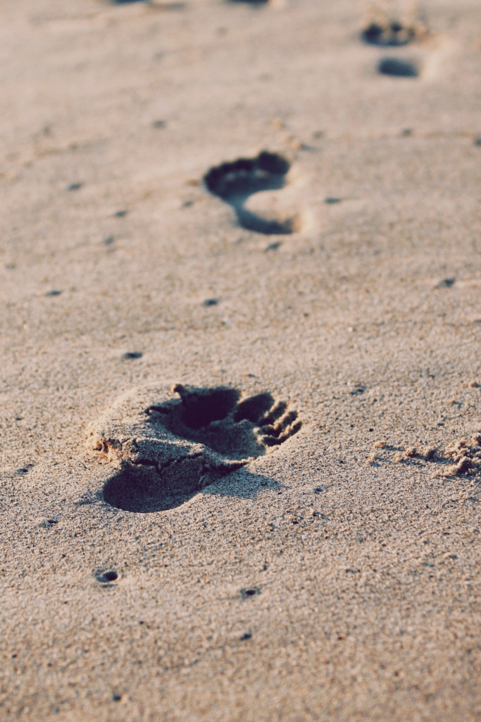 footprint_sand_8